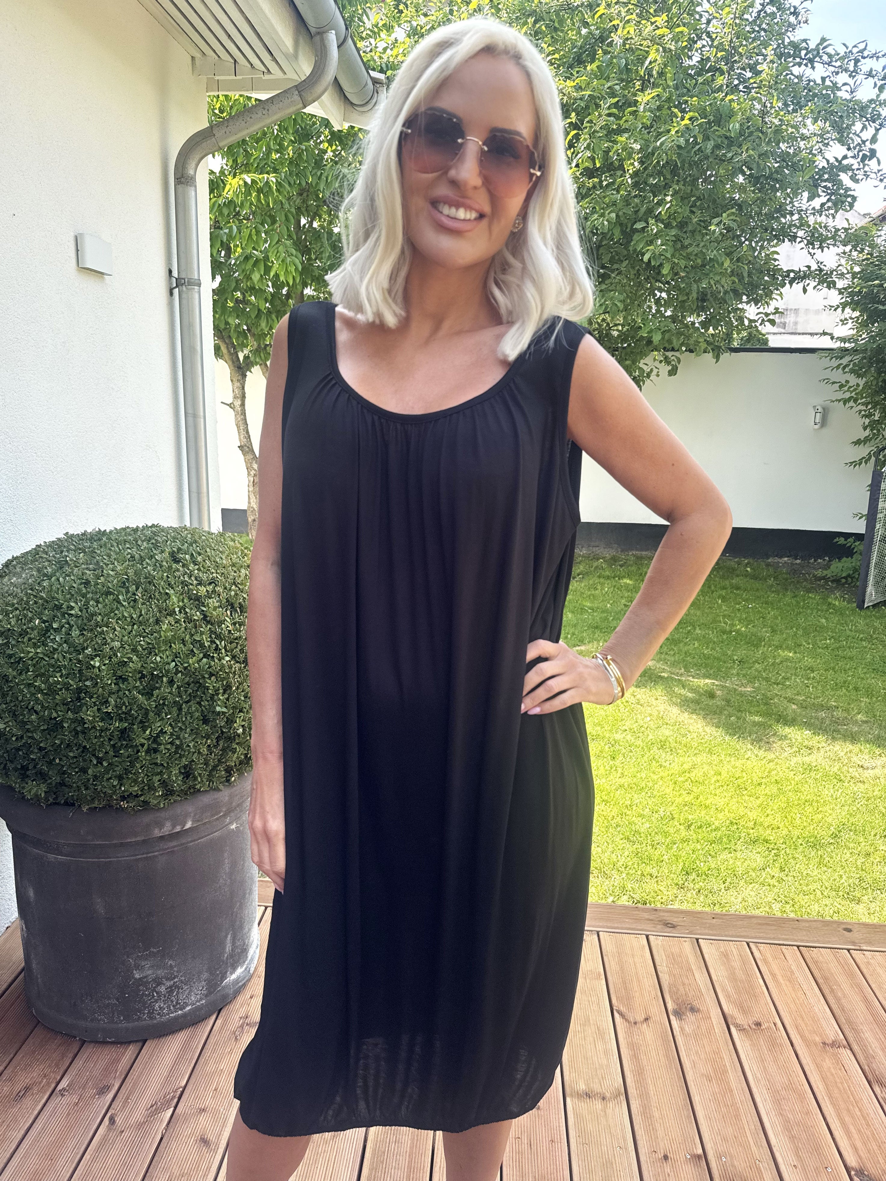 Miracle Sleeveless Dress - Basis kjole i viskose med elastik forneden